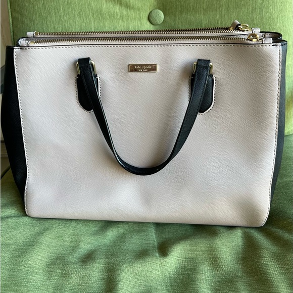 kate spade Handbags - Kate Spade Large Tote Cream/Black